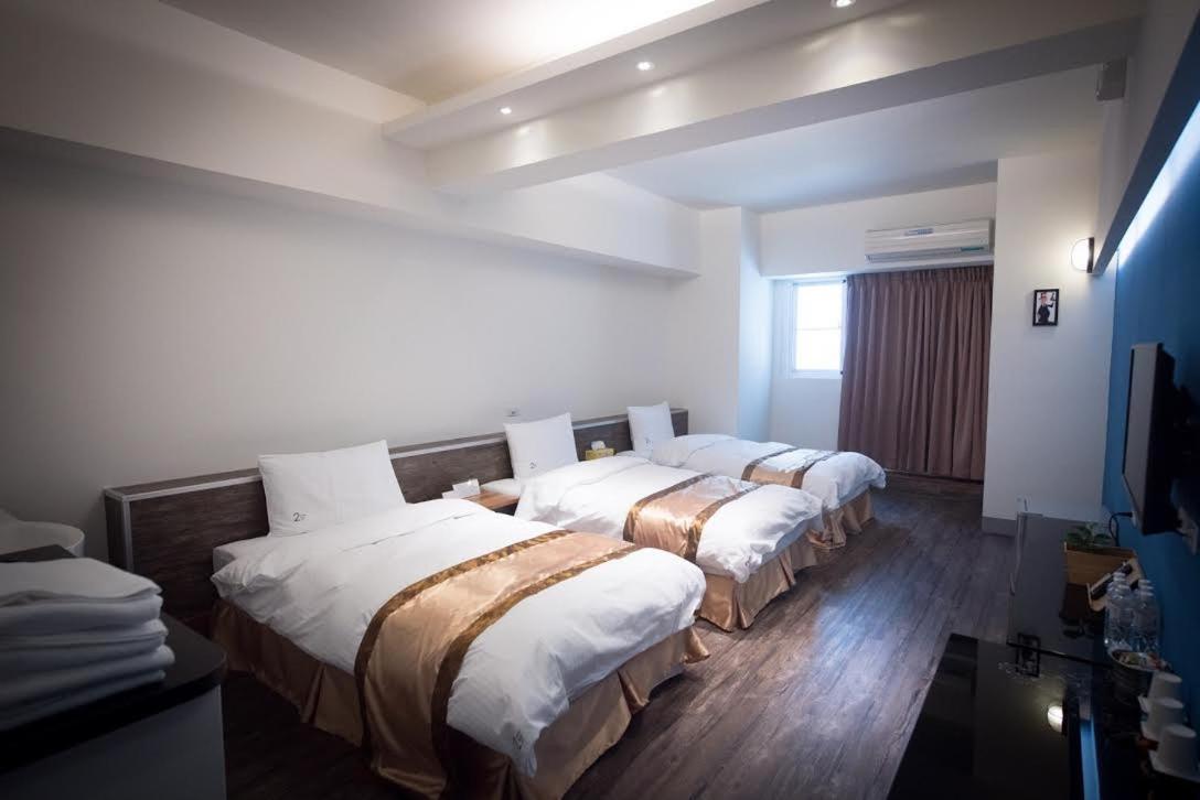 237 Hotel Каосюн Екстериор снимка