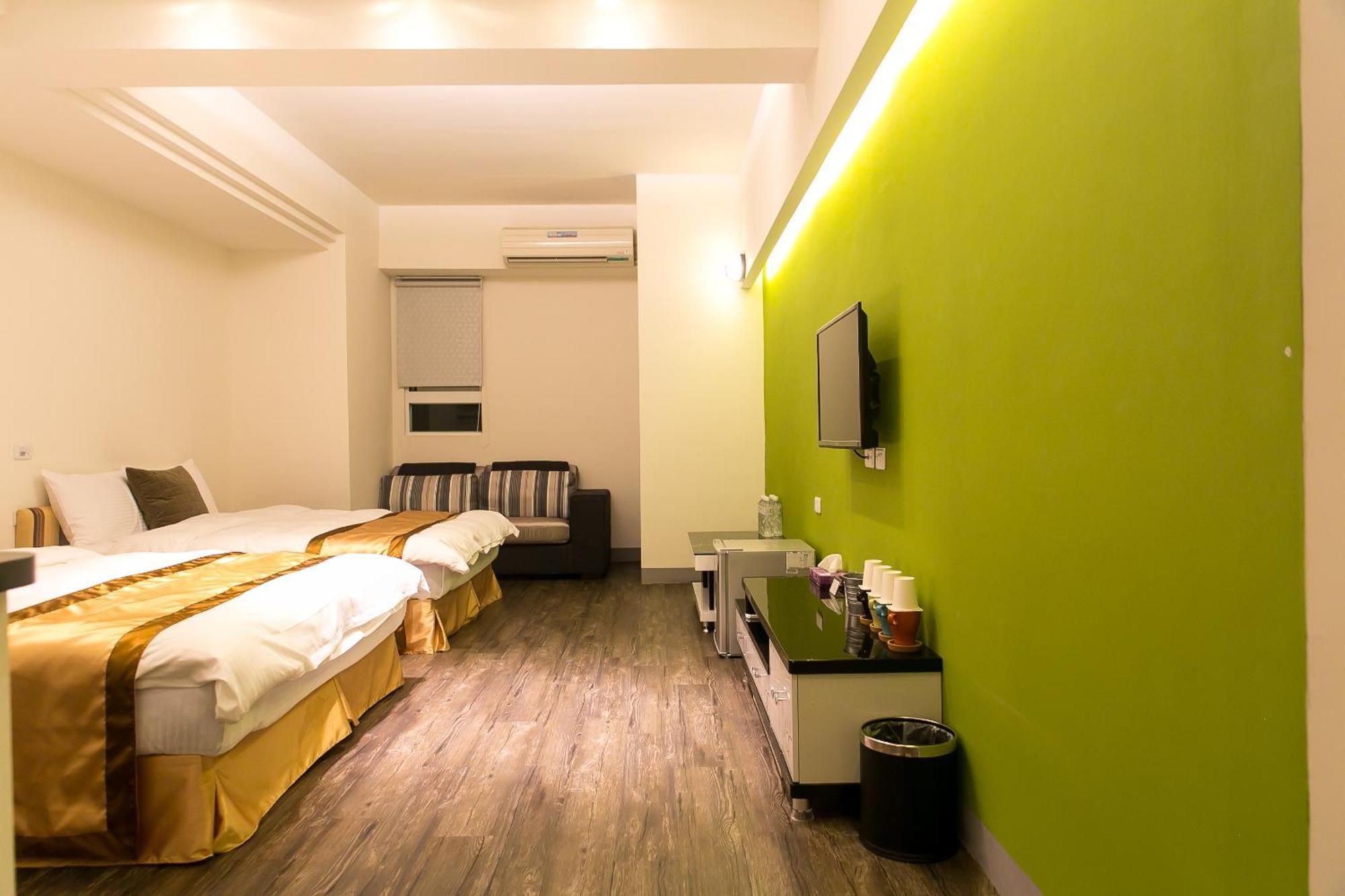 237 Hotel Каосюн Стая снимка